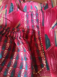 Women Kurtha Set With Fancy Bottom Wear