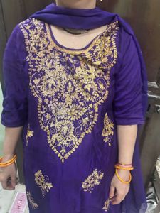 Elegant Purple Embroidered Kurta Set