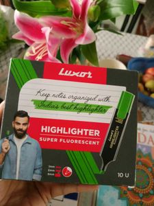 Set Of 15 Highlighters Pens And Acrylic Painter Pn
