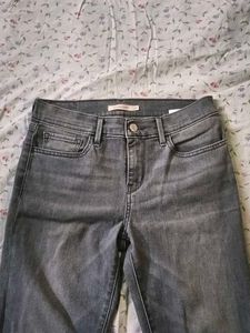 Levi&#39;s Women Grey 710 Skinny Jeans