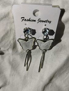 Butterfly Earing 🤍