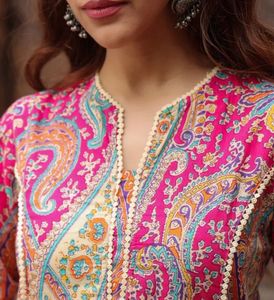 Pink Paisley Print Kurta