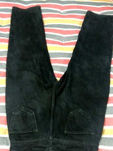 Black Straight Fit Jeans