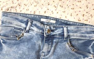 Stylish Blue Denim Jeans