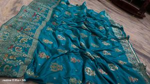 Heavy Silk Saree With Zari Border