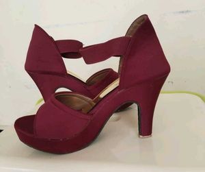 Burgundy 👠👠👠👠👠 Heels