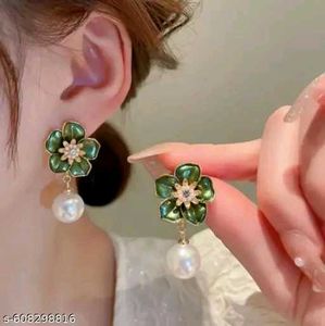 Fashionable Earrings &amp; Studs