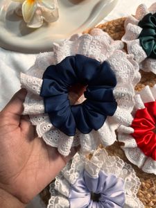 3 Lace Scrunchies