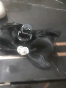 Elegant Black Hair Clip