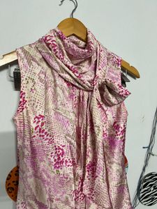 Elegant Pink Print Top💕