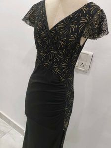 Elegant Black Maxi Dress