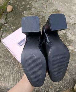 Steppings Women Boots
