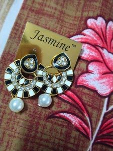 Earings