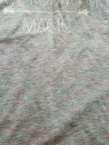 Crop Top With Wide Neck And Simple Design