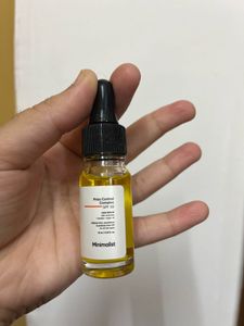 Minimalist Frizz Control Complex SPF30Hair Serum