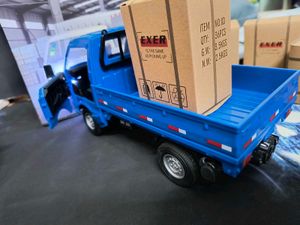 Omni Diycast Truck,1:16 Scale, 2.4GHz