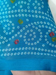 Stylish Bandhej Print Saree 😍