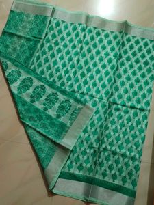 Green Floral Print Saree