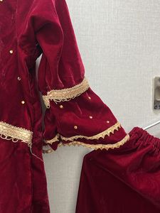 Party Wear Valvet Kurti And Pant