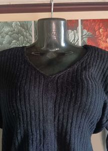 Black Ribbed V-Neck Long Sleeve Top