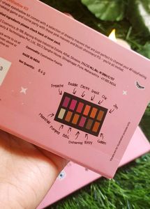 Popxo Vibe Check Eyeshadow Kit💕