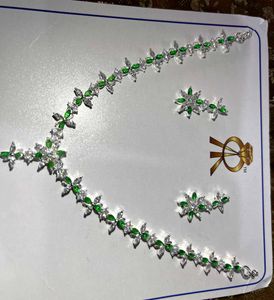 Green Emerald &amp; Silver Jewelry Set