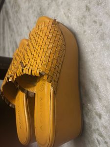 Woven Mustard Slides