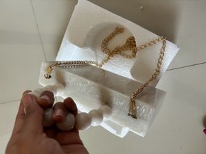 Marble White Clutch