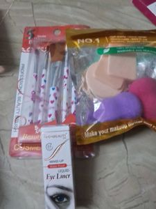 Makeup Brush &amp; Sponge Set