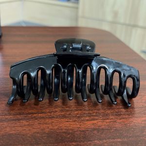 Large Hair Claw