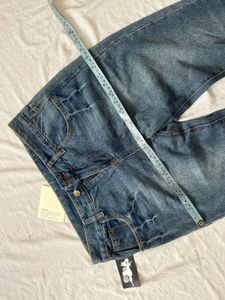 KOREAN JEANS.