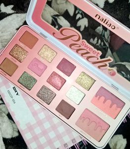 Sweet Peach Eyeshadow Palette