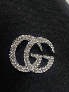 GUCCI GG SILVER STONE BROOCH