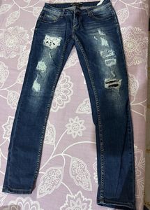 Ripped Skinny Jean