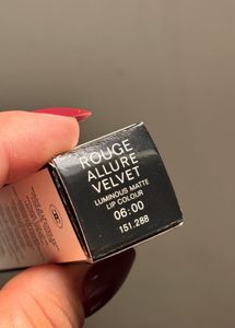 Chanel Rouge Allure Velvetshade 6:00