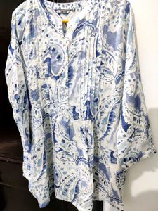 Blue And White Paisley Print Top, New Without Tag