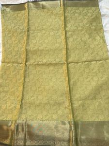 👑 Royal Zari Grandeur – Premium Banarasi Fabric ✨