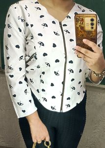 Patterned Top With Zip 2