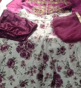 Wedding Wear Anarkali Suit Set For 8-11 Girls