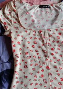 Pinteresty Floral Top🎀