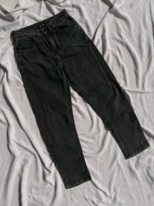 Black Mom Jeans