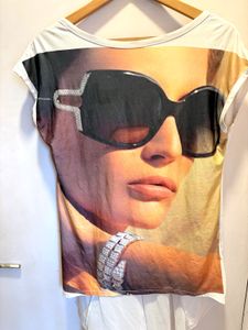 Beautiful Over Size High Low Graphic Imported Top