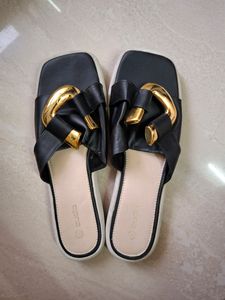 Zudio Women&#39;s Sliders 41 size