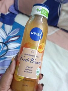 Nivea Fresh Blends Shower Gel