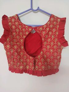Crop Blouse-Sleeve Material Attached Inside
