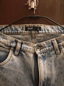 Acid Wash Jeans