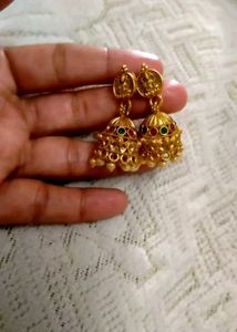 Women Jwellery Set With Two Beautiful Earings