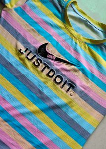 Woman T-shirt