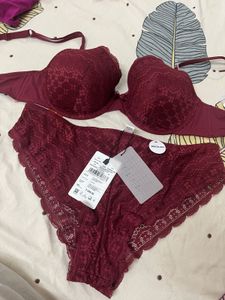 Westside Bra Underwire New With Tag