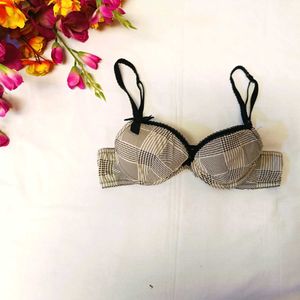 🇳🇿💫💗 Plaid Bra with Black Trim